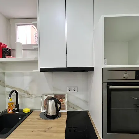 Apartment Center